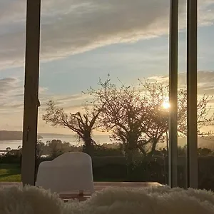 Gasthuis Avec Terrasse Privative Et Vue, Hanvec