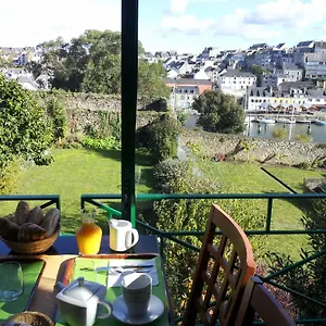 Cit'hotel Du Port Rhu Hotel