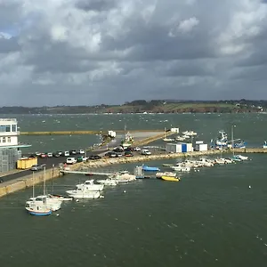Aparthotel Design Ii - Port Du Rosmeur -douarnenez, Douarnenez