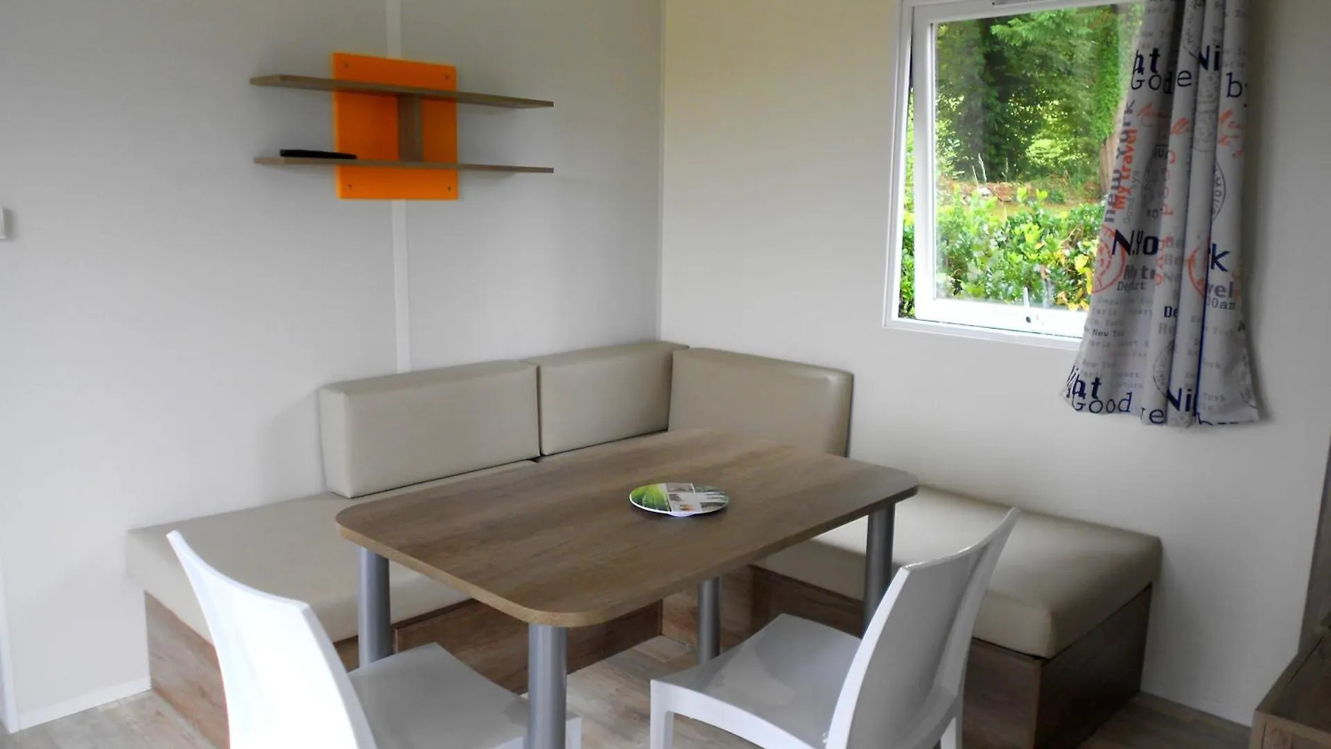 Camping De Trezulien Douarnenez Campsite