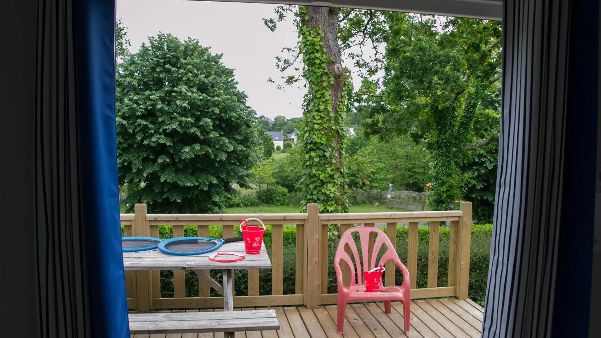 Campsite Camping De Trezulien Douarnenez