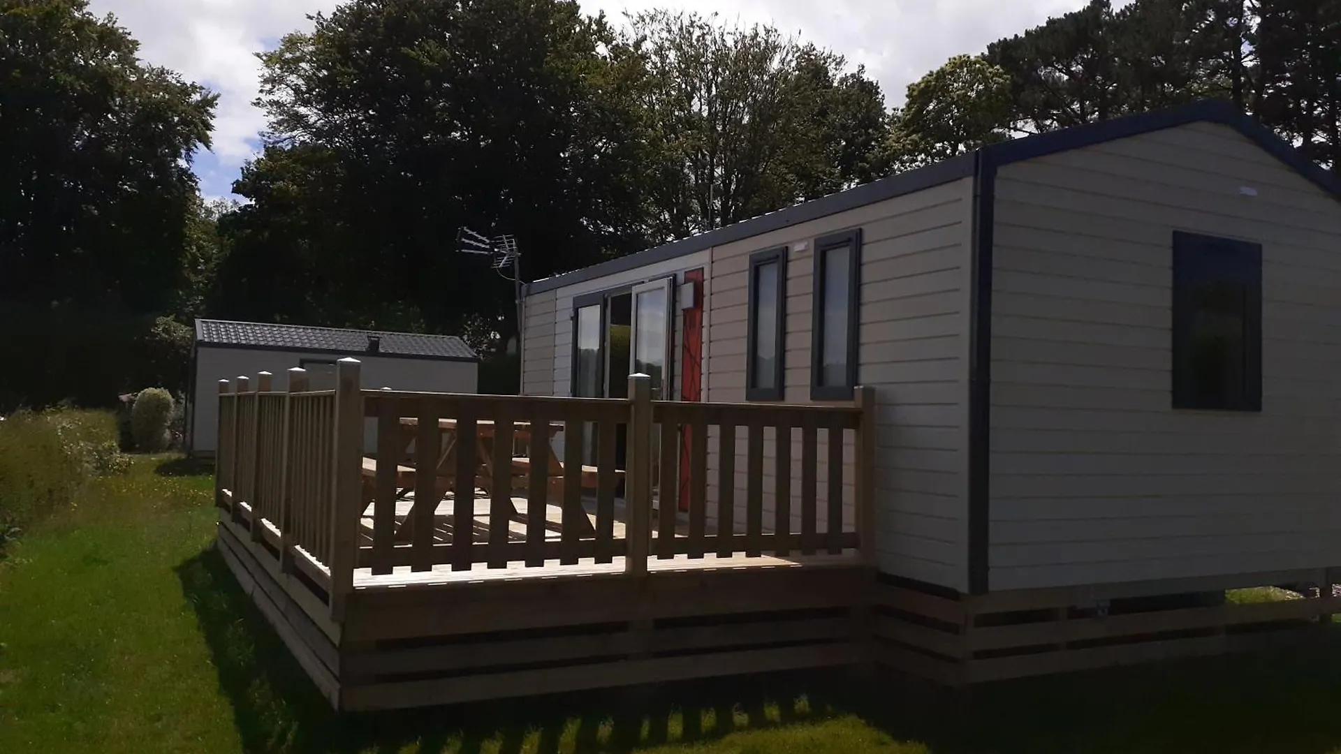 Camping De Trezulien Douarnenez Campsite