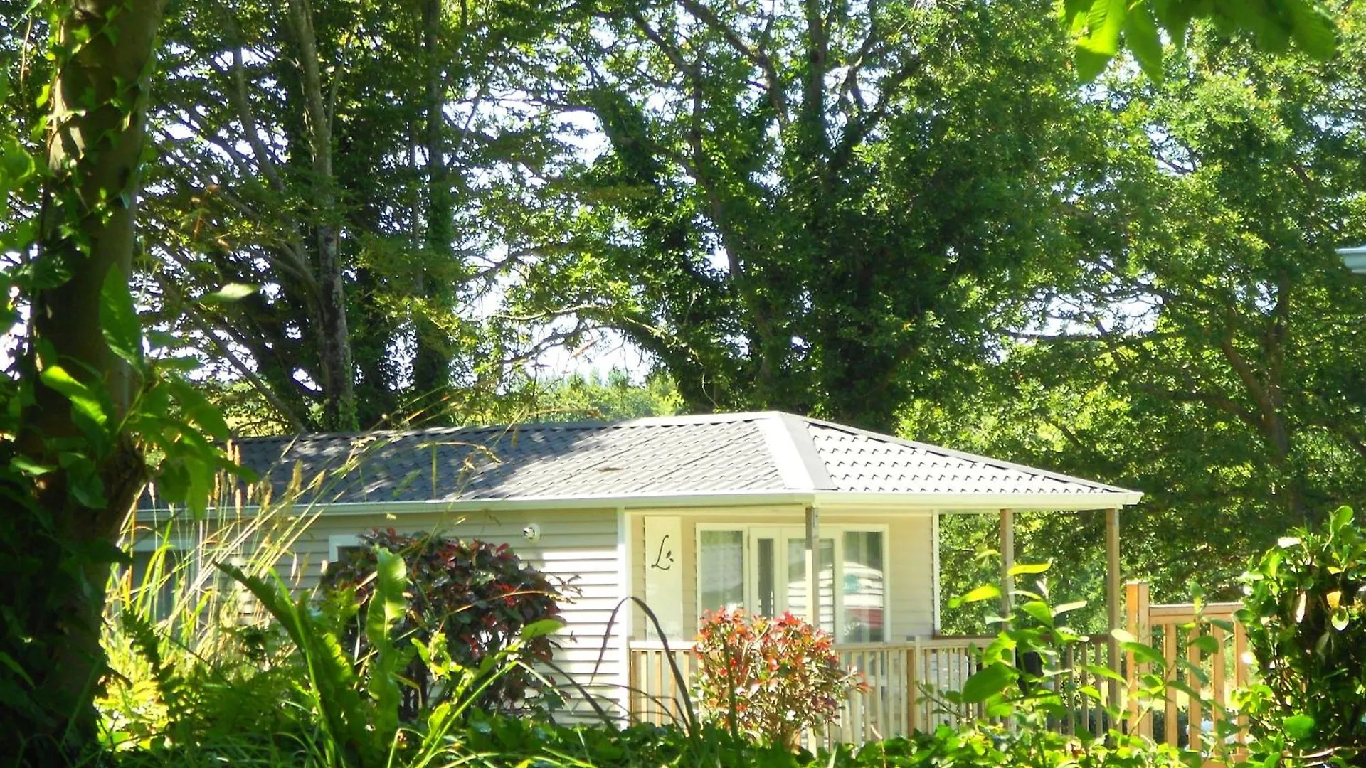 Camping De Trezulien Douarnenez Campsite