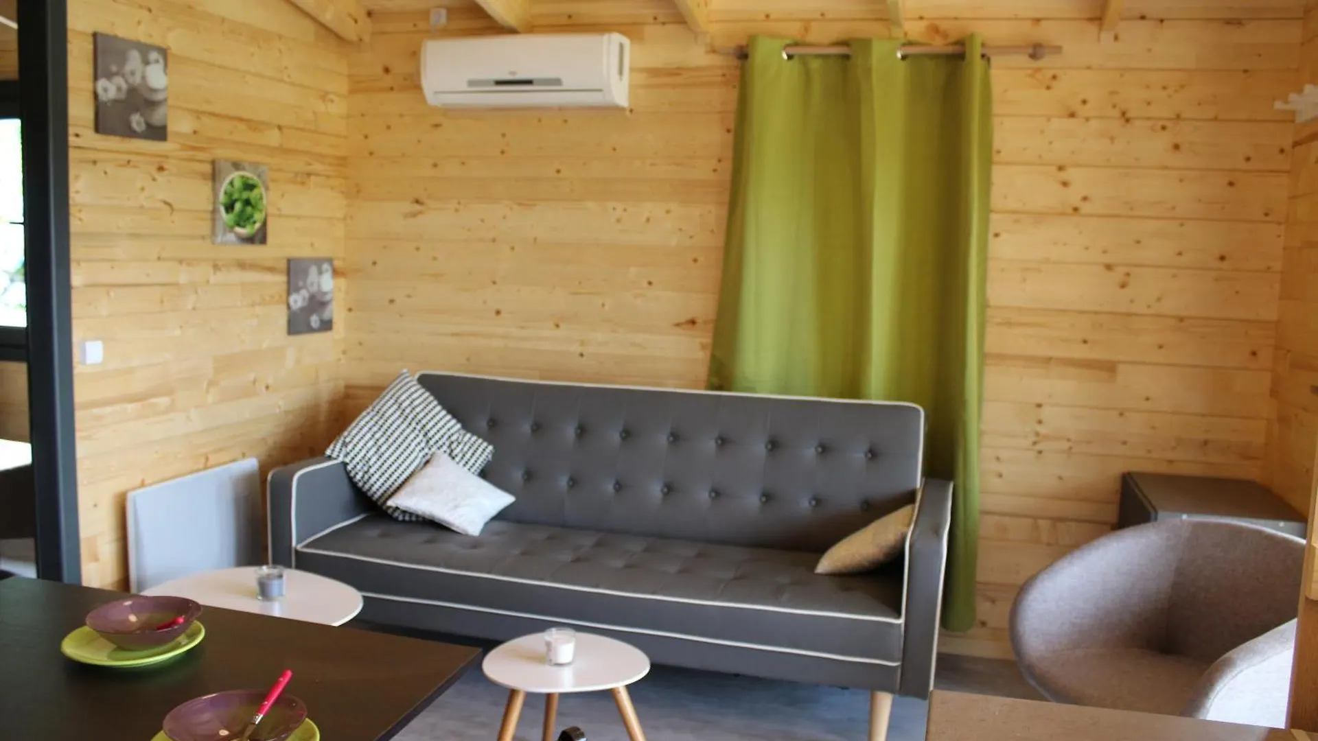 Camping De Trezulien Douarnenez Campsite